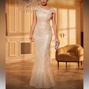 Gold is fog shoulder sequins dress